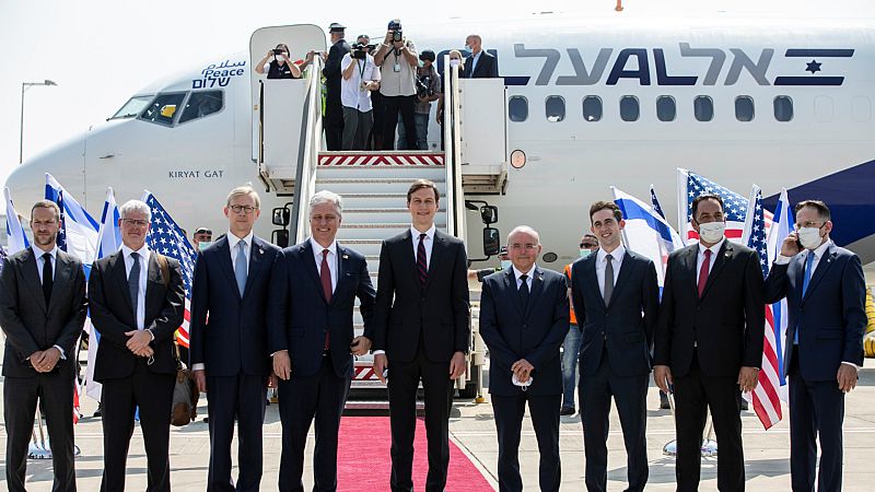 24 horas - El primer vuelo de pasajeros entre Israel y Emiratos Áreabes simboliza el acercamiento entre ambos países - Escuchar ahora