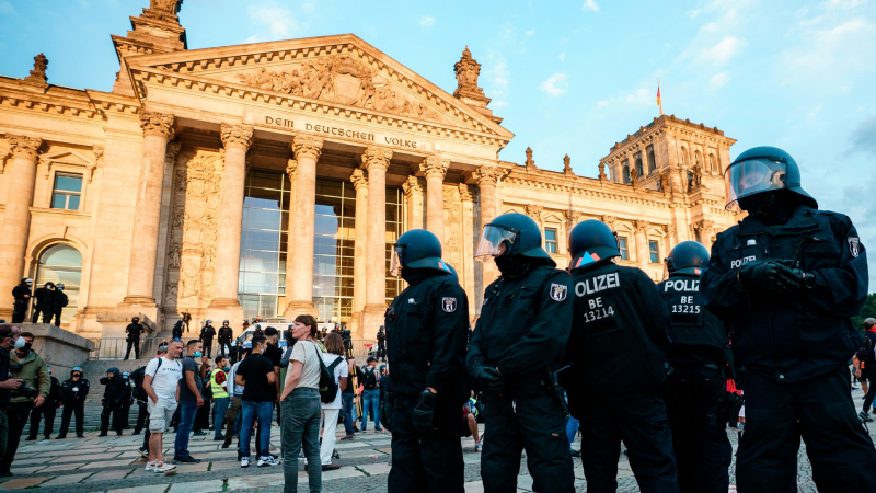  24 horas - La evolución de las manifestación de extrema derecha en el mundo  - Escuchar ahora 