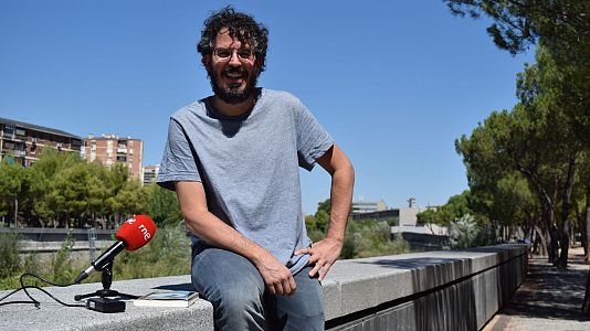 Oxiana - Oxiana - Emilio Sánchez Mediavilla | Una dacha en el Golfo - Escuchar ahora