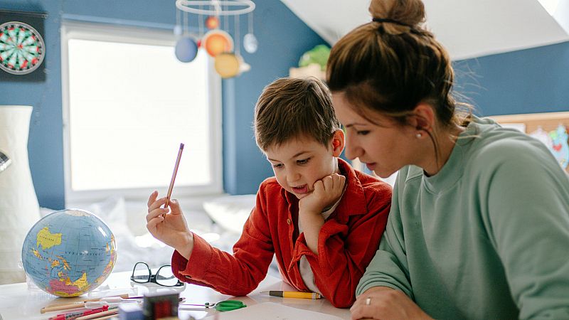  24 horas - La educación en casa, una opción en auge ante la pandemia - Escuchar ahora