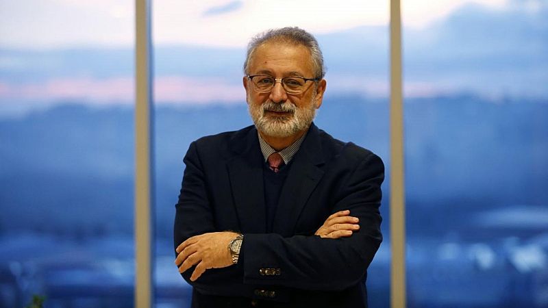 24 horas fin de semana - 20 horas - López Acuña: "Cinco Comunidades tienen una incidencia mayor que la media nacional y lo recomendable sería retrasar la entrada al cole" - Escuchar ahora 