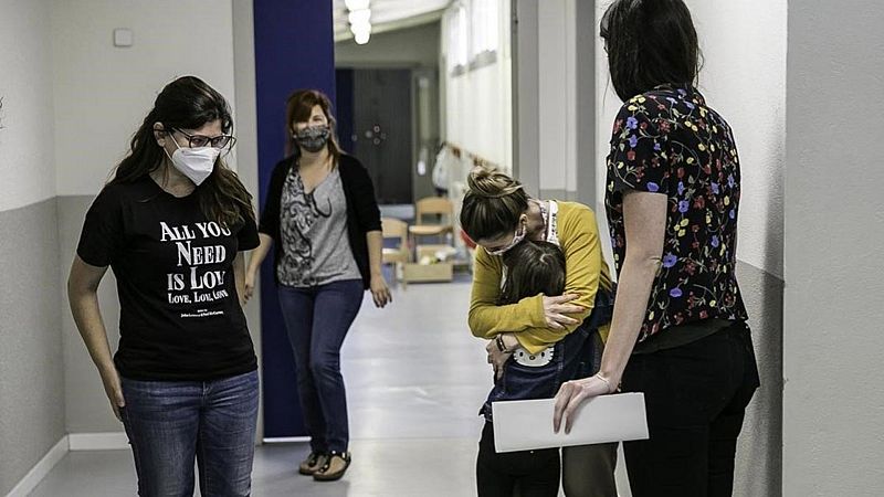 14 horas fin de semana - Miedos y convicción de la mayoría de padres de que el curso debe arrancar este lunes - Escuchar ahora