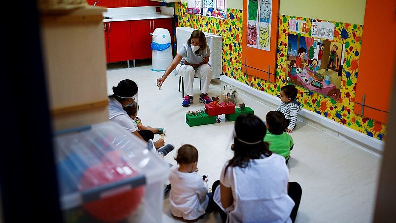 Trabajo de concienzación con sus hijos, confianza en las medidas y miedos por parte de los padres en la vuelta al cole - Escuchar ahora 