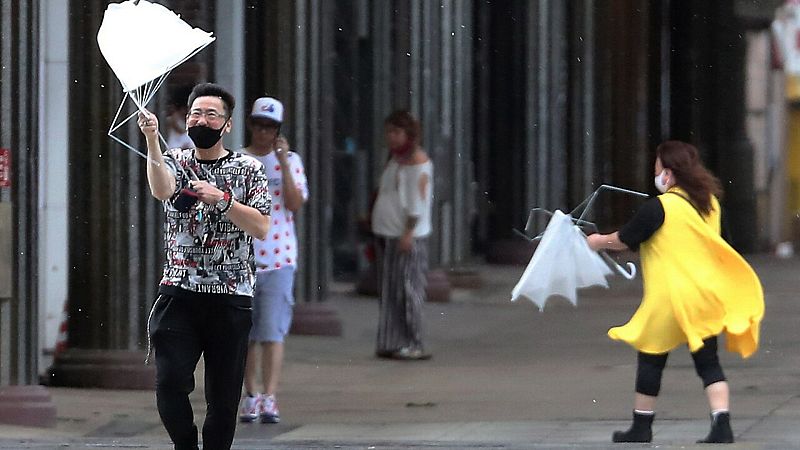 24 horas fin de semana - 20 horas - El tifón Haishen deja sin luz 30.000 hogares y puede obligar la evacuón de más de cinco millones de japoneses - Escuchar ahora 