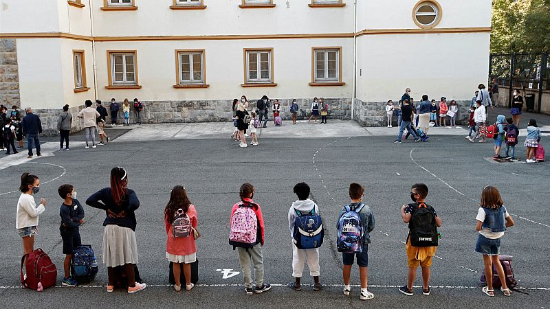  Las mañanas de RNE con Íñigo Alfonso - Quique Bassat, pediatra: "La vuelta al cole no tiene por qué amplificar la pandemia" - Escuchar ahora