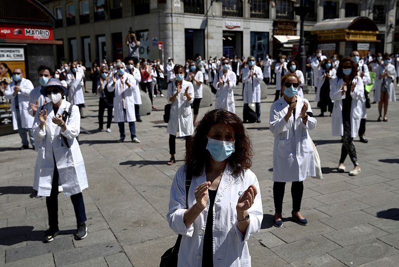 14 horas - Los médicos de Madrid amenazan con una huelga si Díaz Ayuso no les recibe en 48 horas - Escuchar ahora
