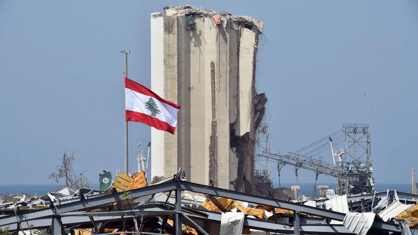 Reportajes 5 Continentes - Beirut, un mes después de la explosión - Escuchar ahora 