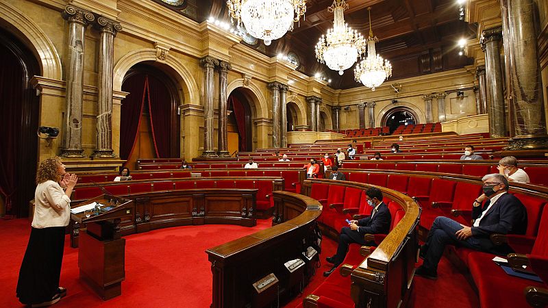 24 horas - El Parlament de Cataluña aprueba la ley para regular el precio de los alquileres - Escuchar ahora