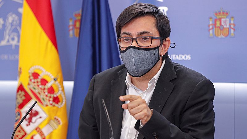 Parlamento - Radio 5 - Gerardo Pisarello (En Comú):  "El ministerio debería haberse dado cuenta de que la fórmula no era la correcta" - Escuchar ahora