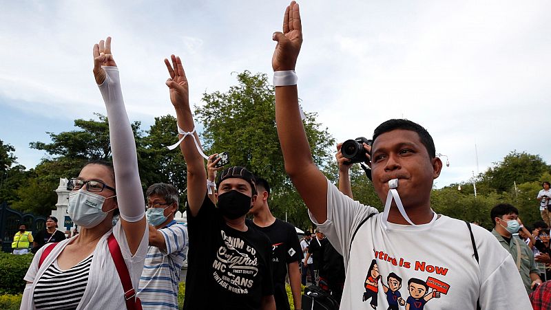 Reportajes 5 Continentes - Protestas contra la Monarquía en Tailandia - Escuchar ahora 