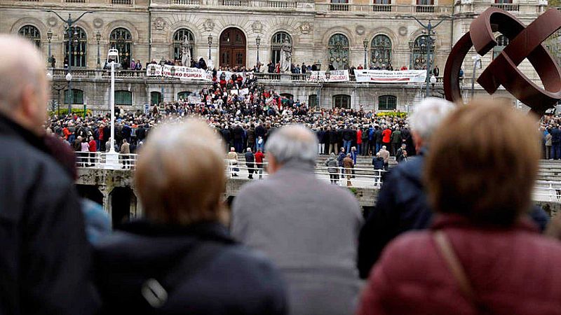 Todo noticias mañana - Concentración pensionistas País Vasco y Navarra frente al Congreso de los Diputados - Escuchar ahora