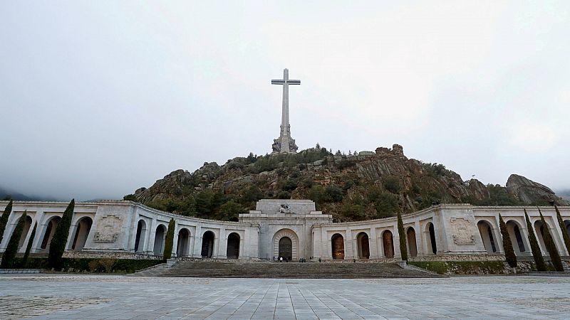 14 horas - El Gobierno quiere convertir el Valle de los Caídos en un cementerio civil