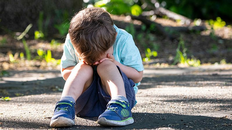 14 horas - El 35% de los adolescentes reconoce tener un caso de acoso escolar en su clase - Escuchar ahora