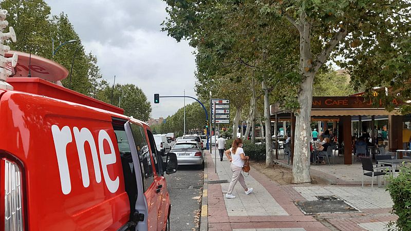 Radio 5 Actualidad - Los vecinos de Fuenlabrada piden medidas claras para frenar el avance del virus - Escuchar ahora