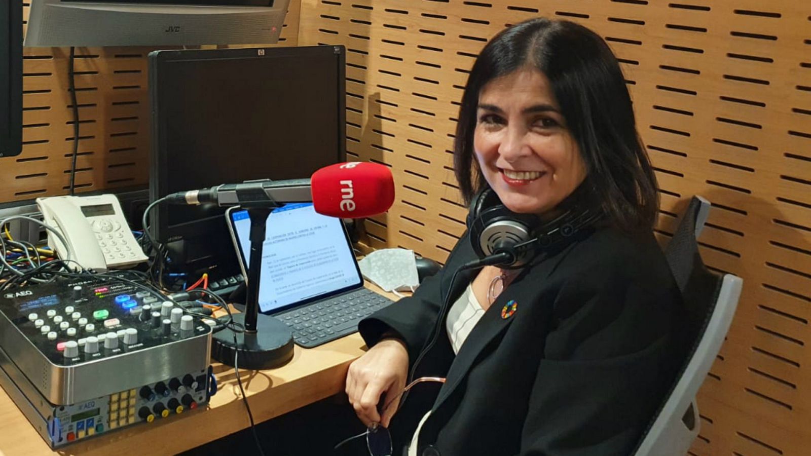 Las mañanas de RNE con Íñigo Alfonso - Carolina Darias: "La Comunidad de Madrid es la que tiene las competencias; el Gobierno se limitará a ayudar y recomendar" - Escuchar ahora