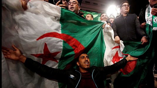 Reportajes 5 continentes - Reportajes 5 continentes - La reforma constitucional en Argelia - Escuchar ahora