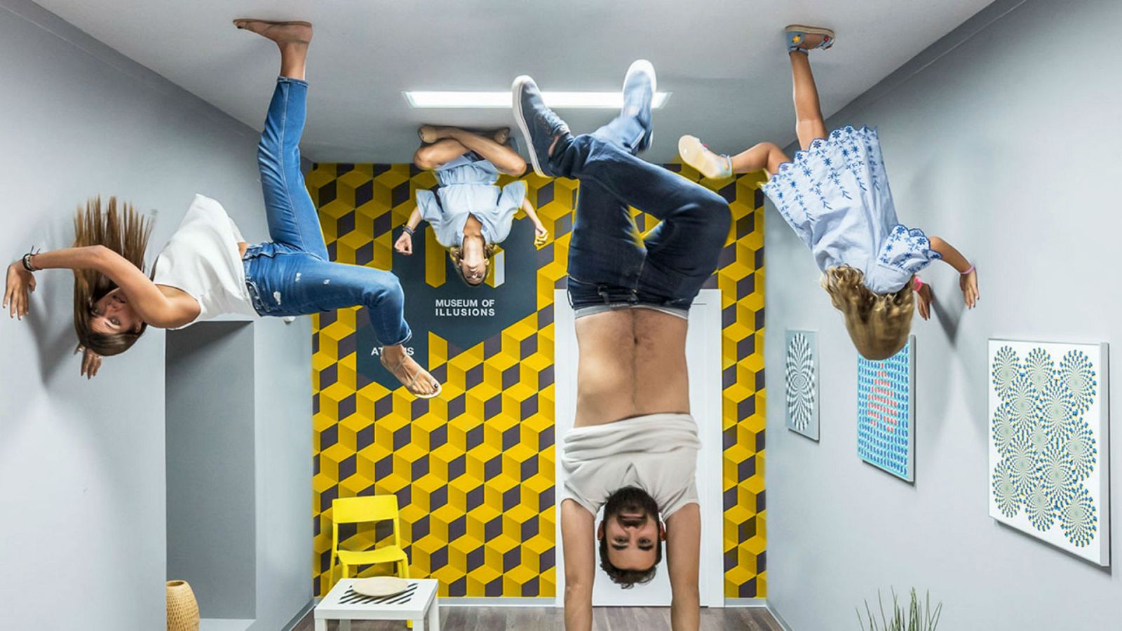 Más cerca - Un mundo de ilusiones - Escuchar ahora