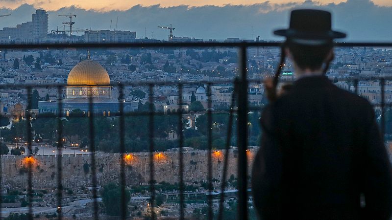 14 horas - Israel endurece el confinamiento y reduce al mínimo la actividad económica - Escuchar ahora