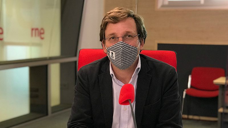  Informativo de Madrid - Martínez Almeida acusa a Illa de "abundar en el enfrentamiento" con la Comunidad: ¿Por qué a Madrid se le pide más que a otros territorios con la misma situación? - Escuchar ahora