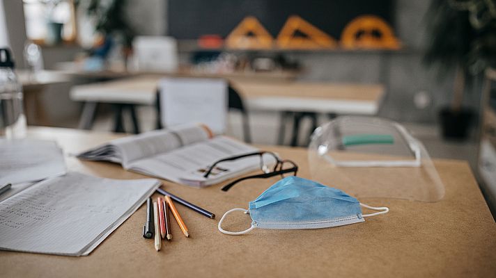 Reportajes RNE - La vuelta a las aulas en medio de la pandemia: dos semanas en un colegio de Vallecas - 27/09/20 - Escuchar ahora