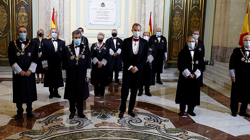 14 horas - Bruselas urge a España a renovar el CGPJ y cuestiona la relación entre el Gobierno y la Fiscalía - Escuchar ahora