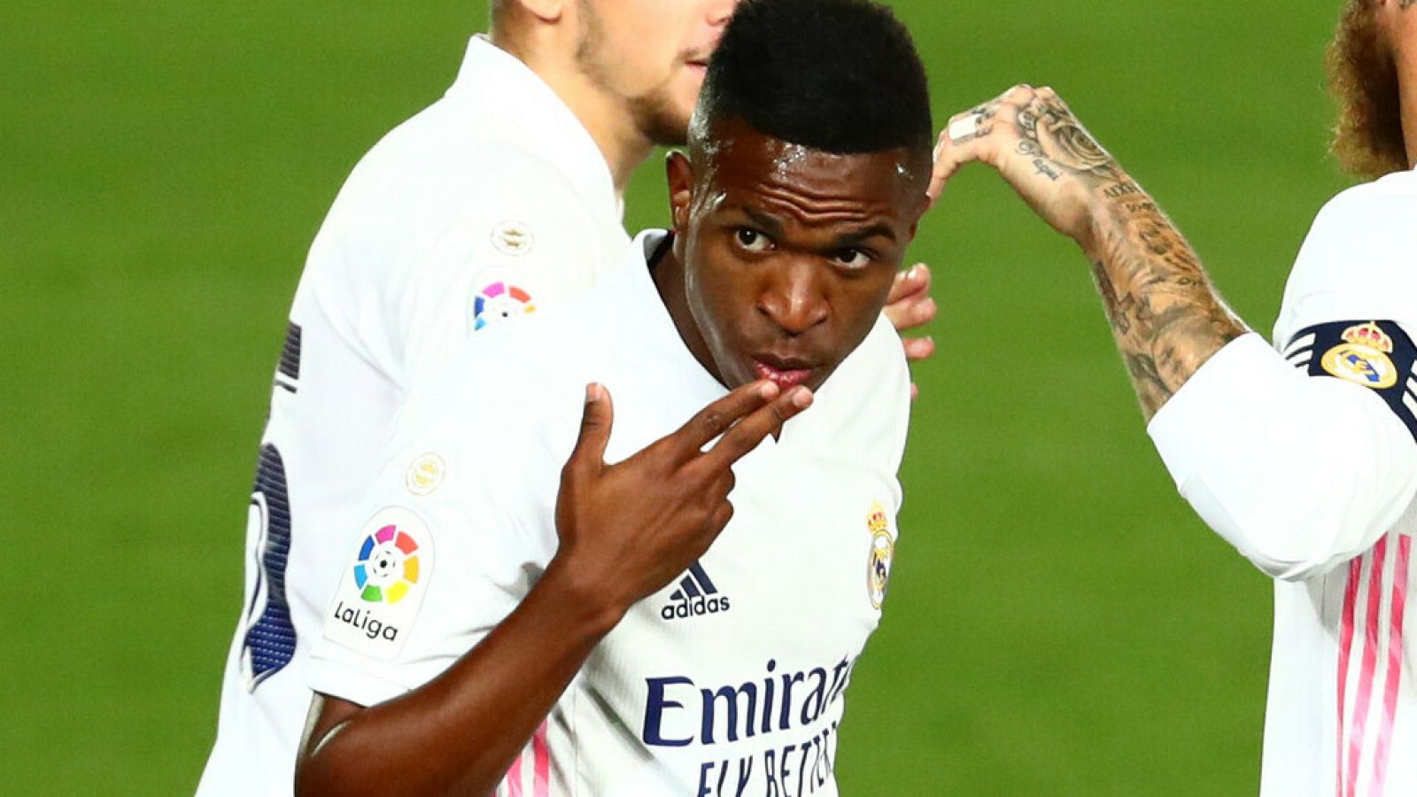  Tablero deportivo - El Real Madrid gana con lo mínimo - Escuchar ahora