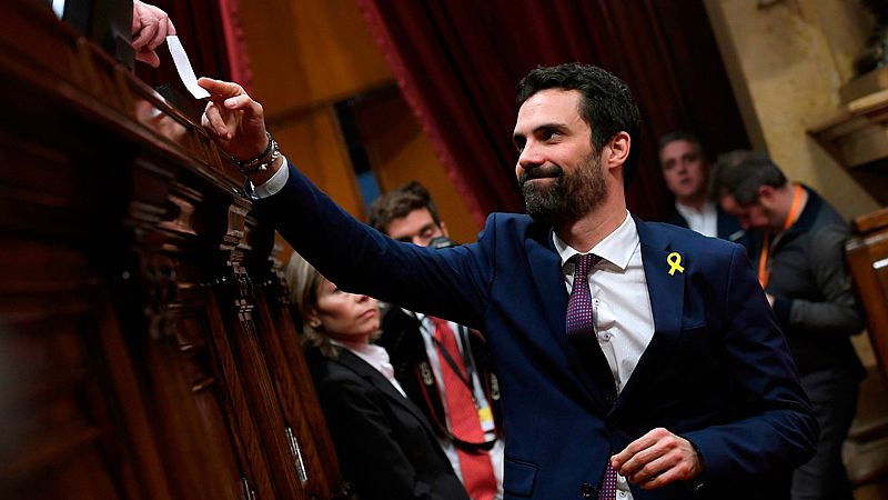  Boletines RNE - Torrent anuncia que las elecciones en Cataluña serán el 14 de febrero  - Escuchar ahora