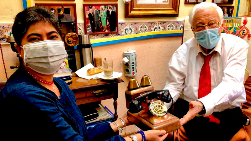  Las mañanas de RNE con Íñigo Alfonso - 25 años del Teléfono Dorado de Mensajeros de la Paz - Escuchar ahora