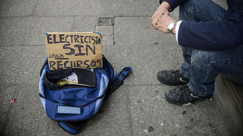 Boletines RNE - España ha fracasado en la lucha contra la pobreza, según los estudios - Escuchar ahora