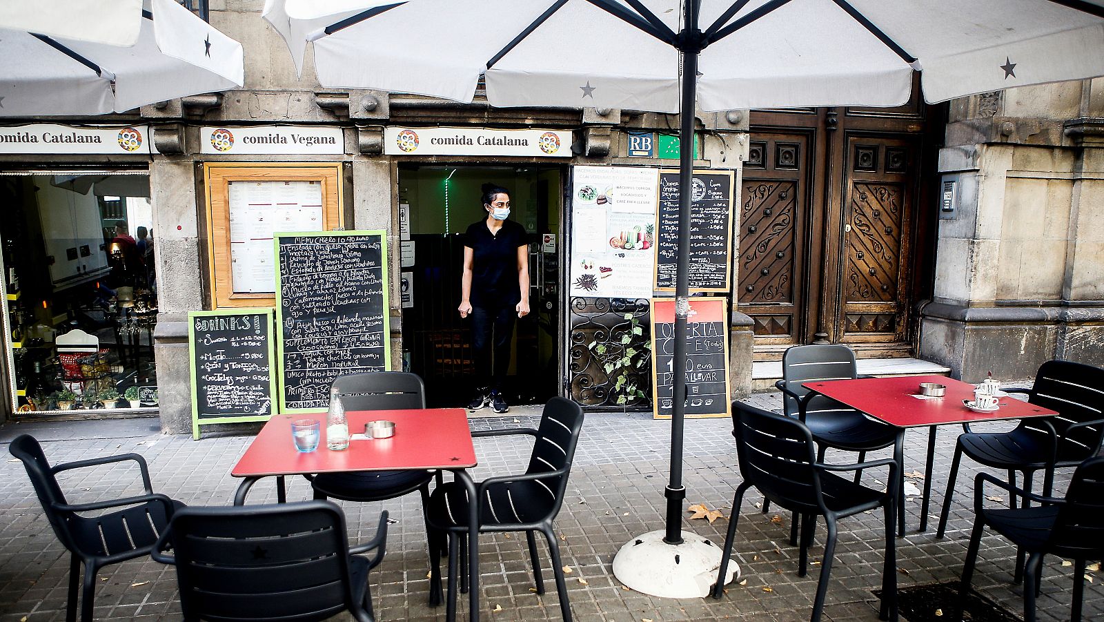  Las mañanas de RNE con Íñigo Alfonso - Colegio de Médicos de Barcelona: "Es una prioridad limitar los contactos sociales" - Escuchar ahora