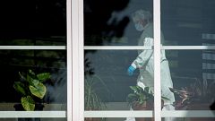 14 horas - La Fiscalía no ve delito en la actuación de la residencias madrileñas durante la pandemia