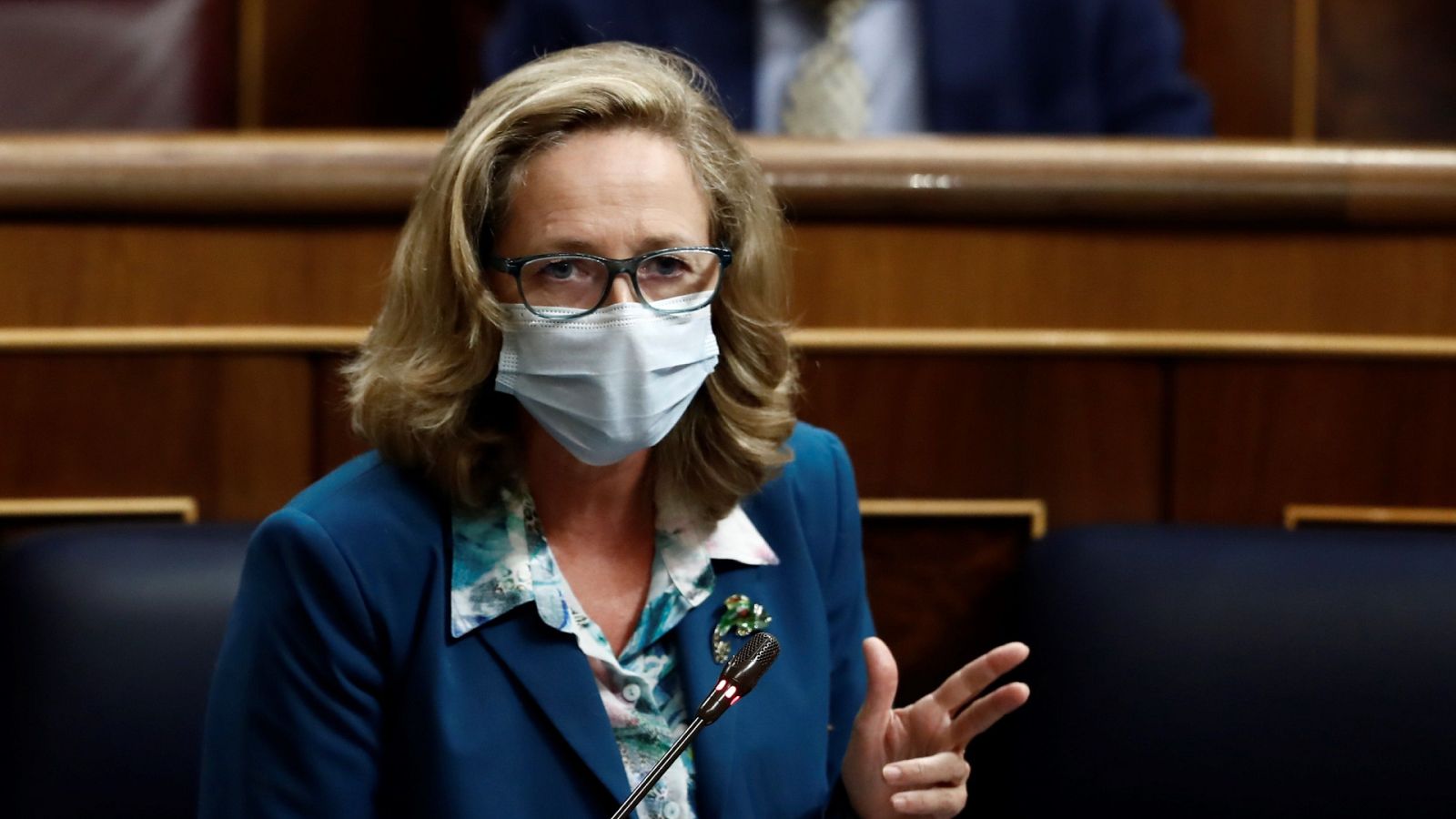 24 horas - El borrador de los PGE incluye un aumento histórico del gasto público, de las pensiones y del IVA de los refrescos - Escuchar ahora