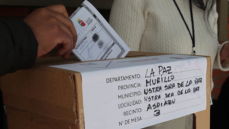Reportajes 5 Continentes - Elecciones legislativas en Bolivia este domingo - Escuchar ahora 