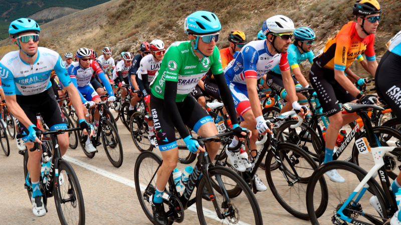 Vuelta ciclista a Espaa - El irlands Dan Martin se hace con la tercera etapa de la Vuelta a Espaa - Escuchar ahora