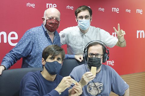 De boca a orella a Ràdio 4