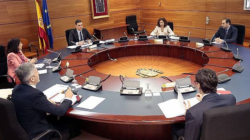 24 horas - La Rioja, Extremadura, Asturias, País Vasco y Melilla solicitan al Gobierno el estado de alarma - Escuchar ahora