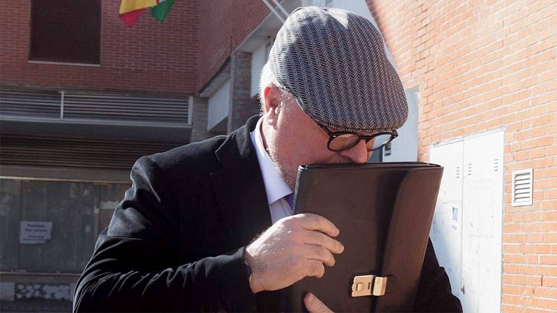  Informativos fin de semana - 14 horas - Gemma Alcalá, mujer de Villarejo, y el resto de detenidos pasarán a disposición del juez de 'Tándem' el lunes - Escuchar ahora