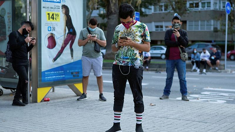 20 horas informativos Fin de semana - Cataluña récord de contagios, más de seis mil, y quiere decretar el toque de queda de nocturno - Escuchar ahora