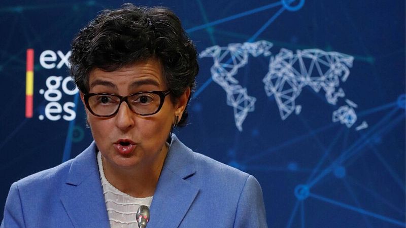 Boletines RNE - Exteriores: López está en España por decisión "personal y voluntaria" y condena las detenciones y registros del personal de la embajada española - Escuchar ahora 