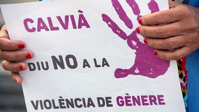 Boletines RNE - Solo un 15% de víctimas de violencia de género denunció, según un informe del CGPJ - Escuchar ahora