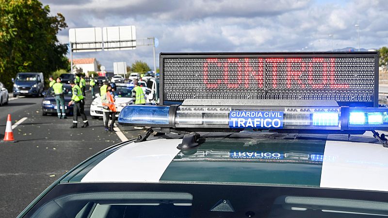 24 horas - Castilla y León y Castilla-La Mancha apuestan por su cierre perimetral y Madrid no descarta nuevas restricciones - Escuchar ahora