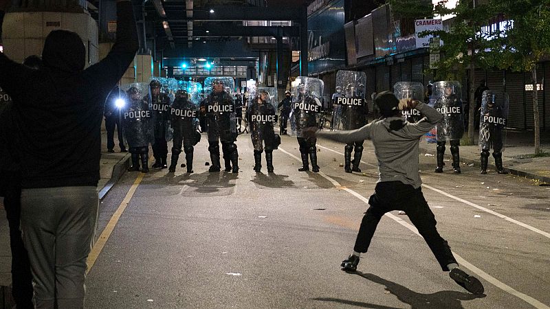Cinco continentes - Filadelfia estalla en la recta final de la campaña - Escuchar ahora