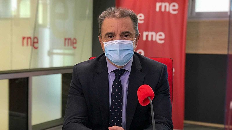  Informativo de Madrid - El delegado del Gobierno en Madrid tiene dudas de que sea legalmente posible cerrar la Comunidad solo los días de puente - Escuchar ahora