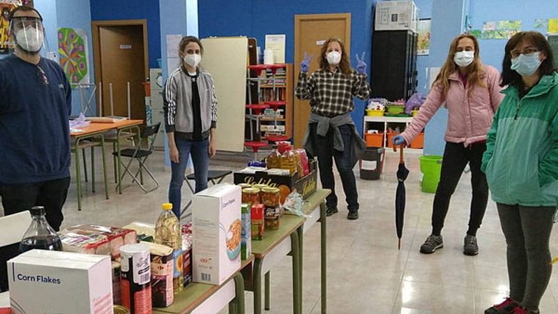 Historias de la gente - La historia de Julio y la asociación "De familia a familia" - 1/11/20 - Escuchar ahora