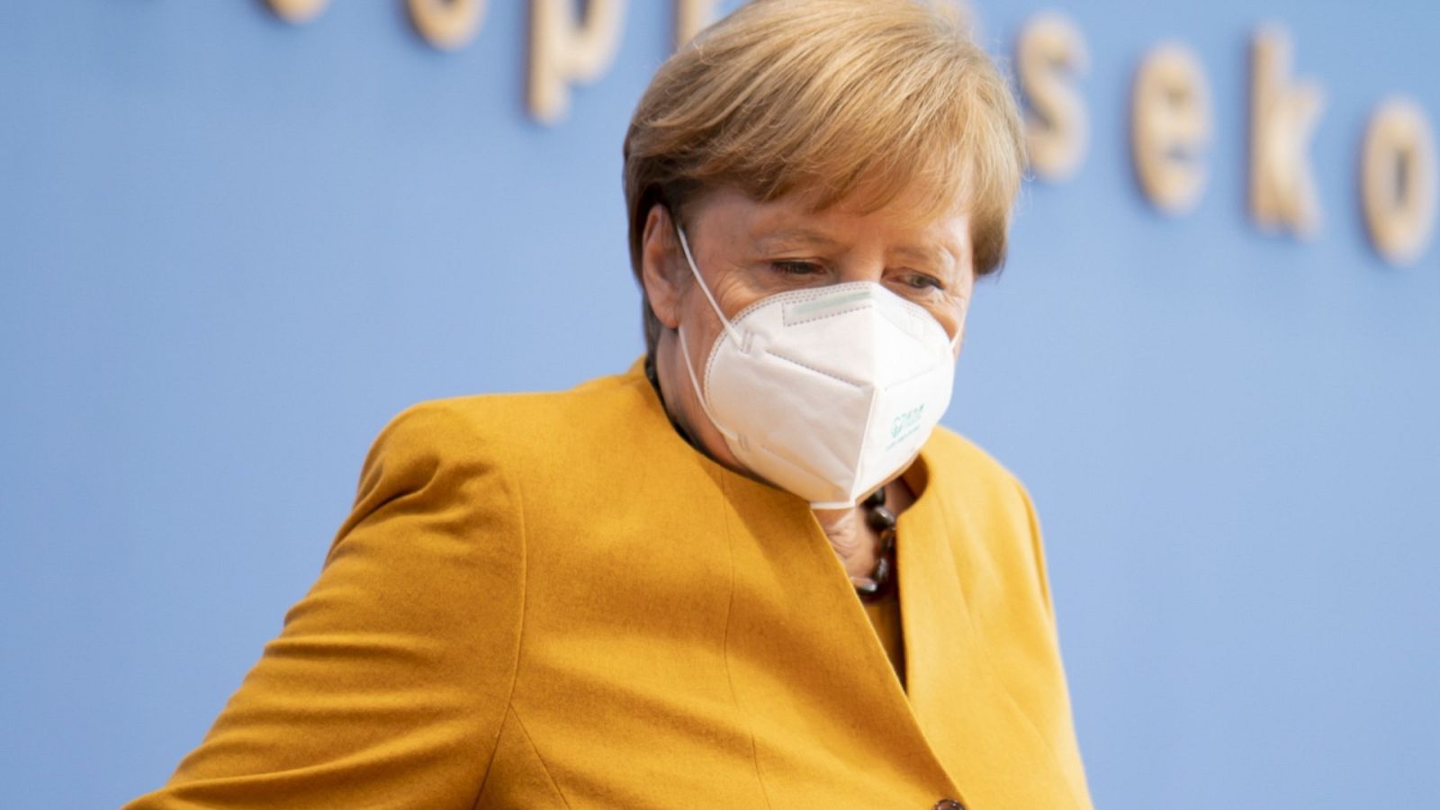 24 horas - Mesa del mundo: Europa endurece las medidas para luchar contra la covid - Escuchar ahora