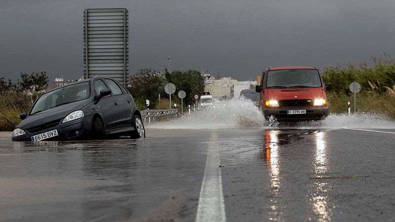  Las mañanas de RNE con Íñigo Alfonso - Enormes daños materiales en la Comunidad Valenciana tras el temporal - Escuchar ahora