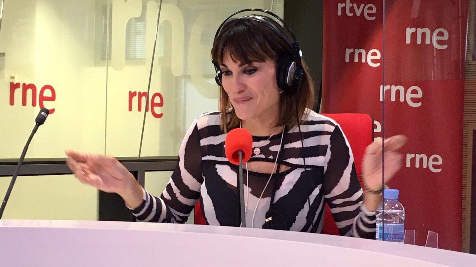 Tarde lo que tarde - Irene Villa: "Tu mente descansa cuando el cuerpo se cansa" - Escuchar ahora