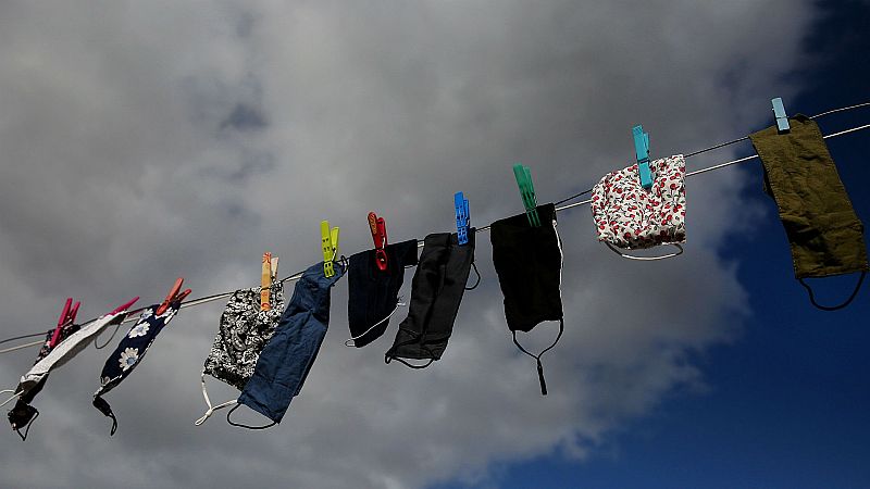  14 horas - Hacienda bajará del 21 al 4% el IVA de las mascarillas - Escuchar ahora