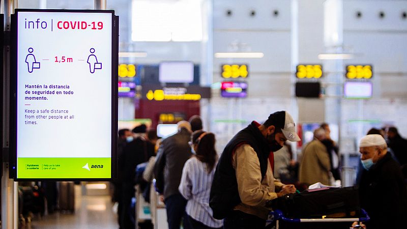 14 horas - Viajeros procedentes de 65 países tendrán que acreditar una PCR negativa para entrar en España - Escuchar ahora