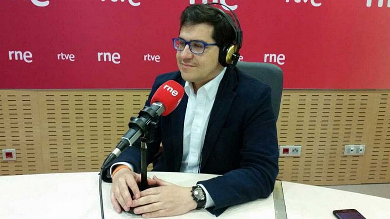 Parlamento - Radio 5 - Espejo afirma que Ciudadanos no cierra la puerta al pacto por los PGE pero pide a Sánchez que decida con quién quiere sacarlos adelante - Escuchar ahora